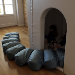 Lilla Huset vit inkl. 2 speglar