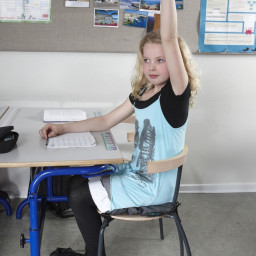 Sittdyna Protac Bolldyna™ med fack 40x40cm, 38mm bollar, Dark Grey