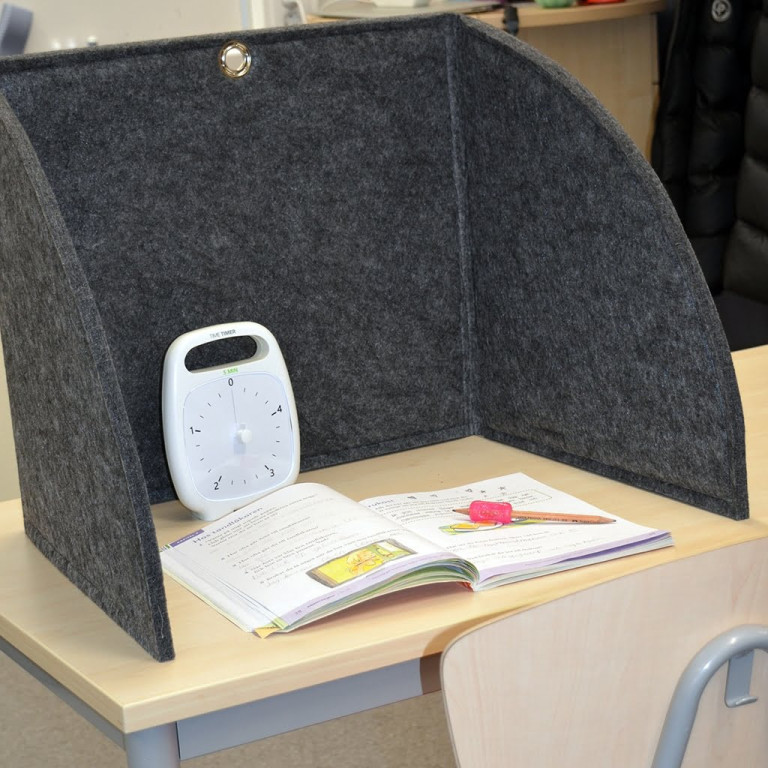 Bänkavskiljare, ljuddämpande