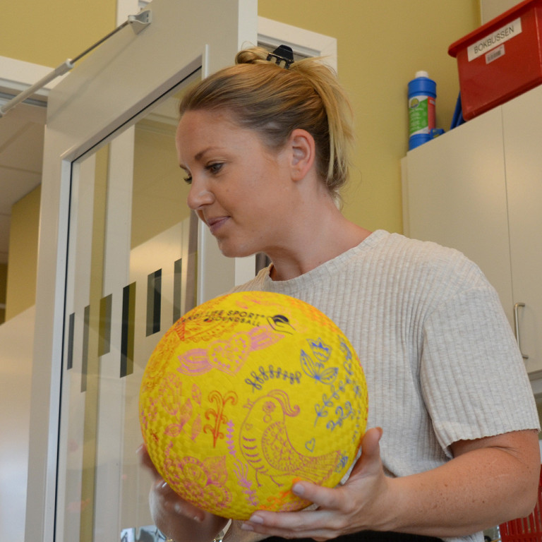 Gummiboll med bjällror