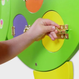 Aktivitetstavla Larv